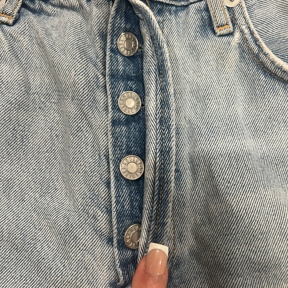 Agolde distressed button fly jean shorts size 27 - Picture 2 of 5